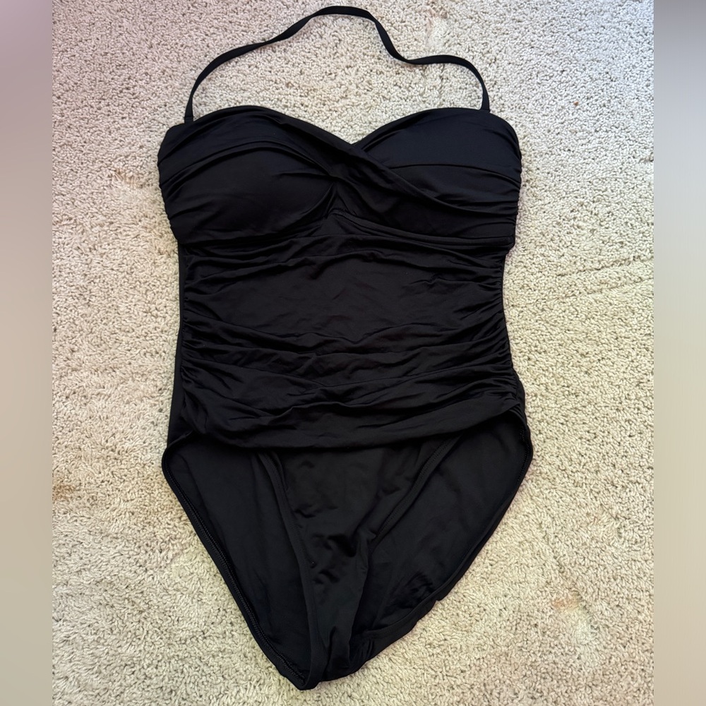 La Blanca Island Goddess Twist Bandeau one piece